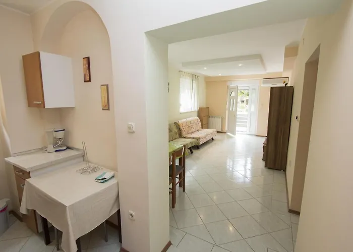 Rajci Apartamento *